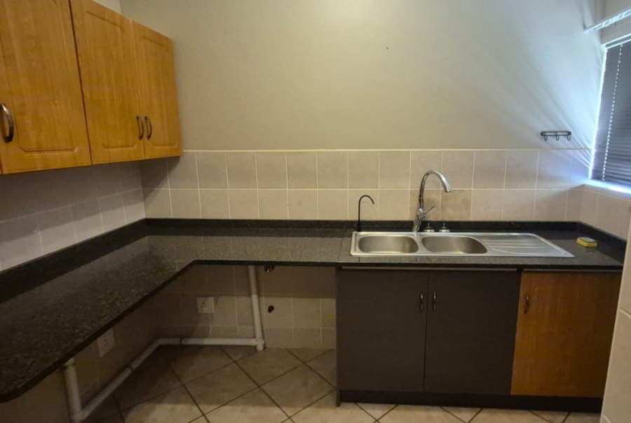 To Let 3 Bedroom Property for Rent in Safari Gardens North West